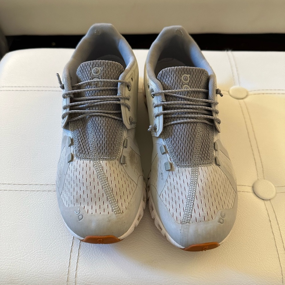 On Cloud tennis shoes